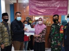 Babinsa Bersama Forkompimdes Pantau Langsung Penyaluran BLT Tahun 2020